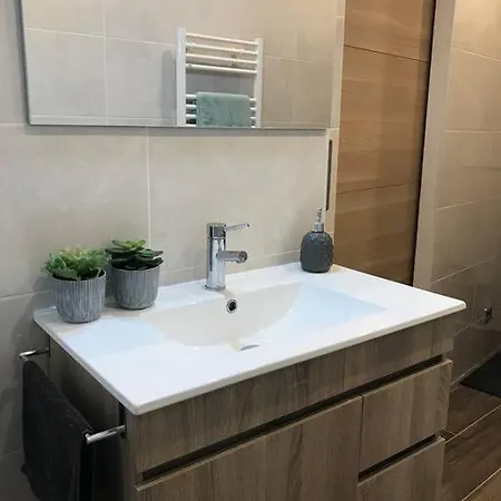 25m2 En Plein Coeur De Апартаменты *